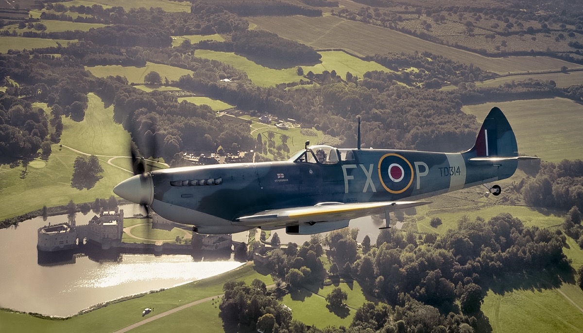 Leeds Castle Spitfire Tour